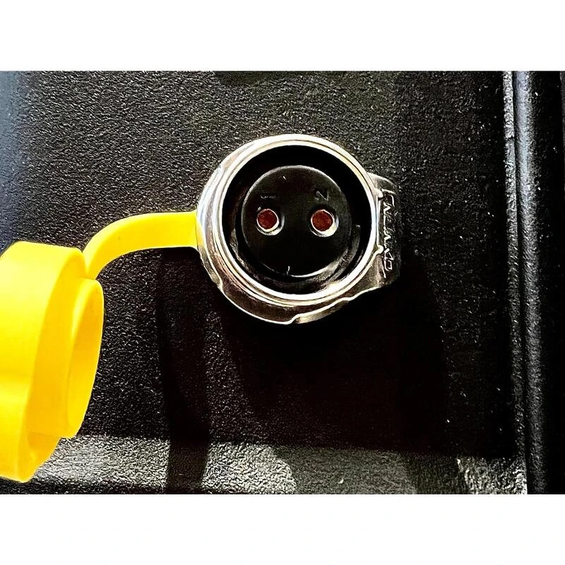 Batterie 25,2V100A Avec Sortie Régulée. 5 Batterie 25,2V100A Avec Sortie Régulée. – Image 3